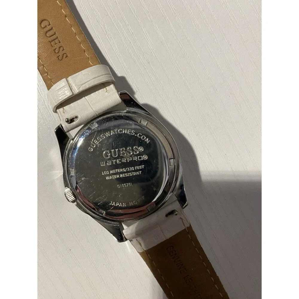 Guess Waterpro Womens Watch G10575L Silver Tone Rhinestone Bezel White Leather